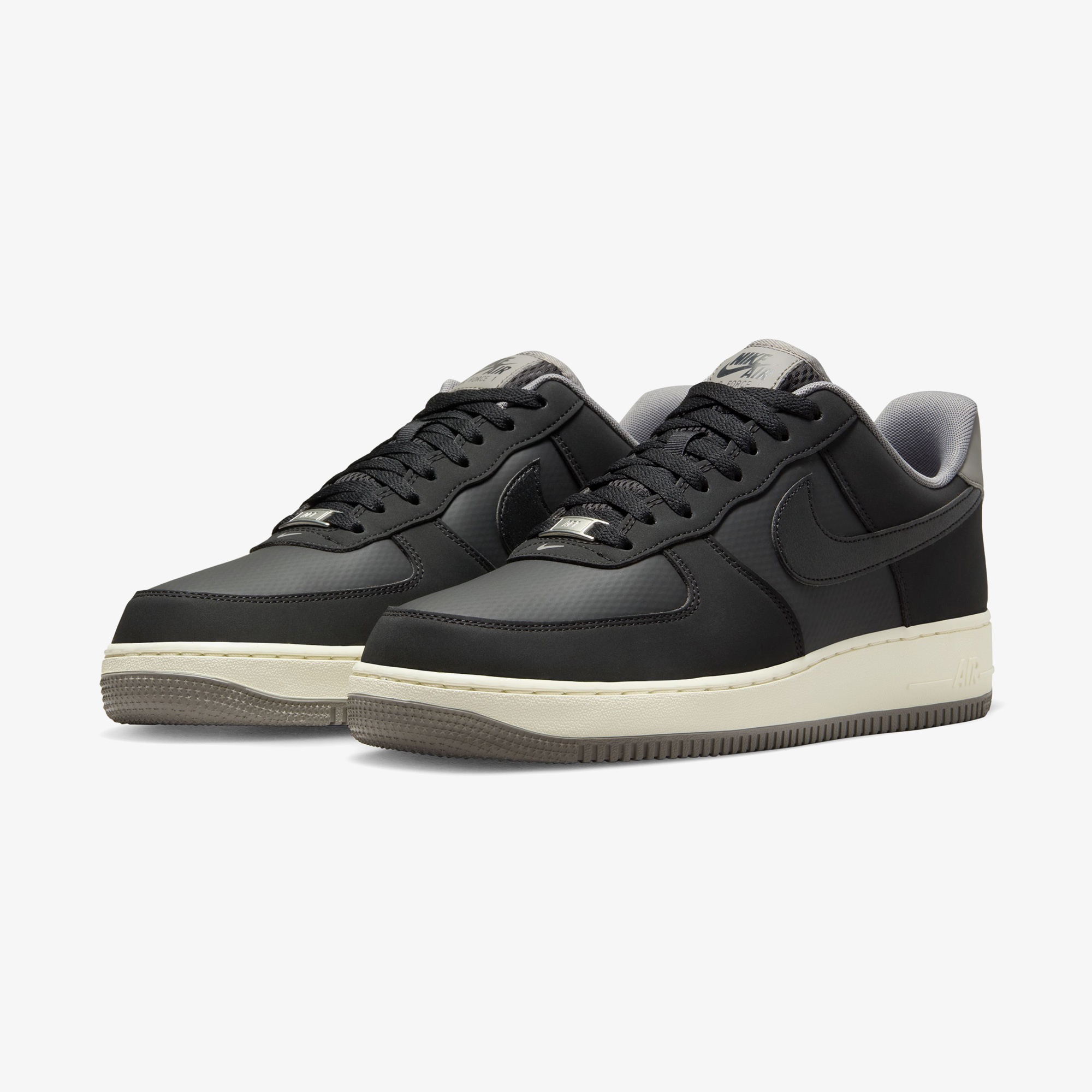 Nike Air Force 1 '07 LV8 Erkek Siyah Spor Ayakkabı