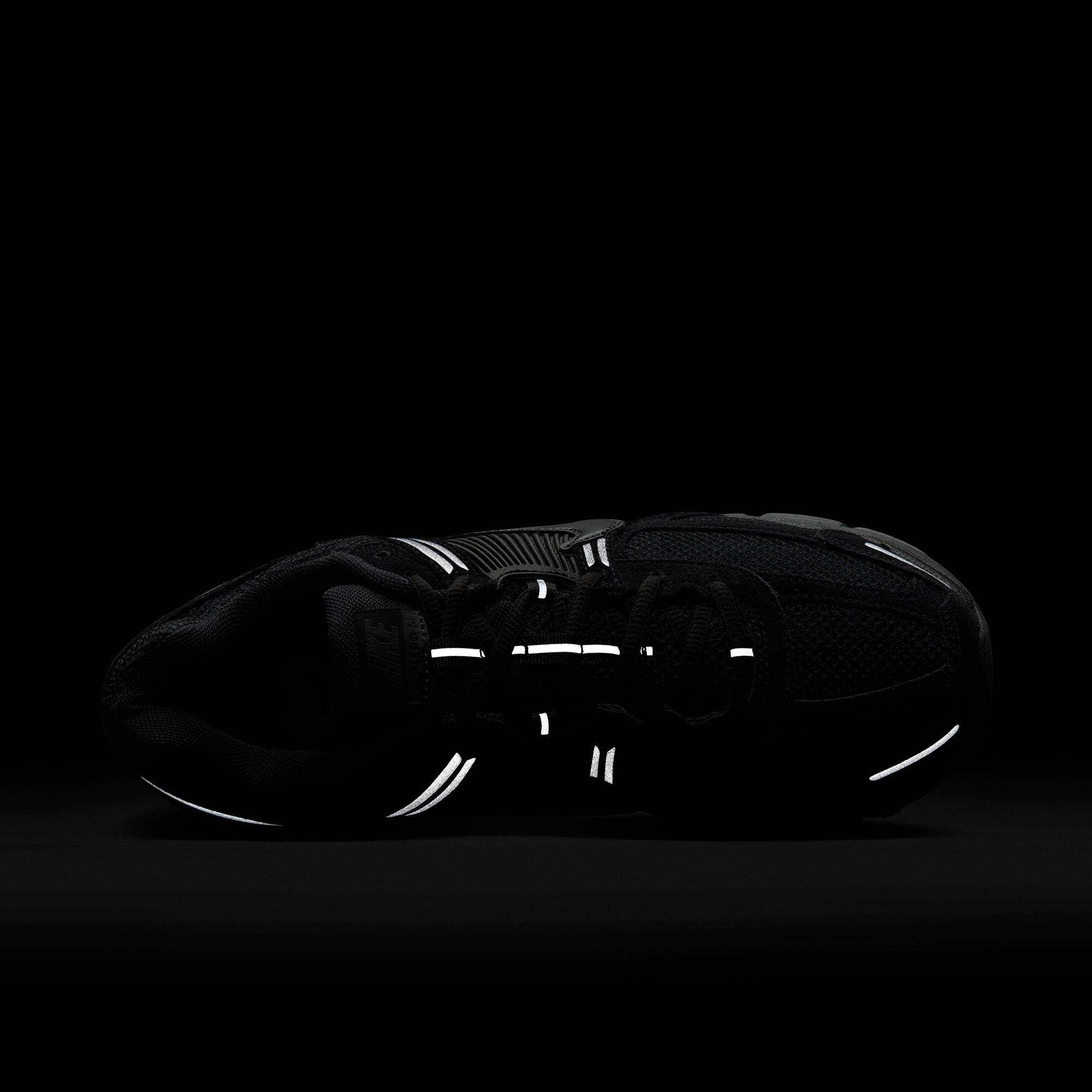 Nike Zoom Vomero 5 Erkek Siyah Spor Ayakkabı