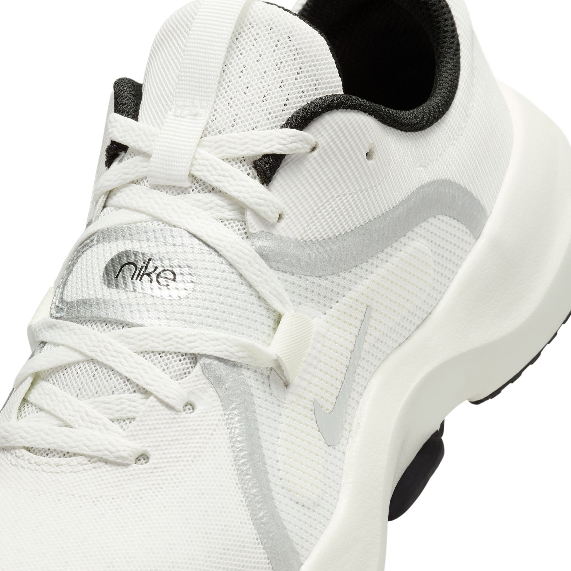Nike In-Season TR 13 PRM Kadın Beyaz Spor Ayakkabı