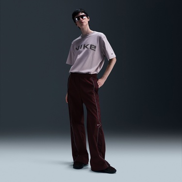  Nike Sportswear Kadın Mor T-Shirt