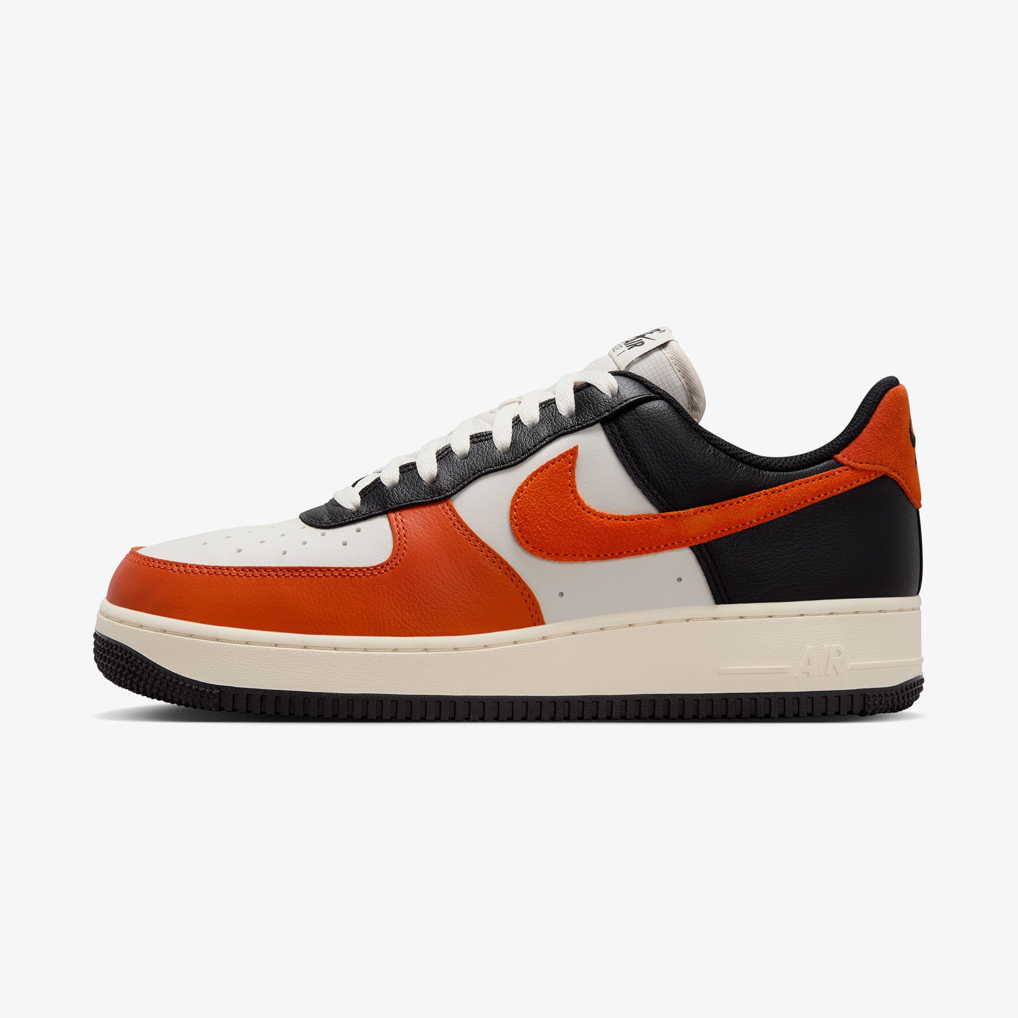 Nike Air Force 1 '07 LV8 Erkek Siyah Spor Ayakkabı
