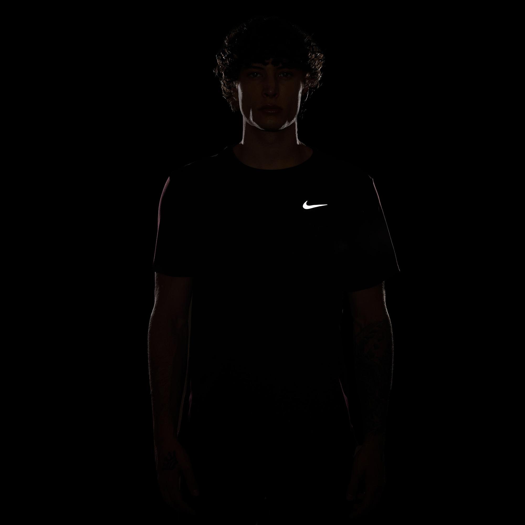 Nike Dri-Fit Miler Erkek Bordo T-Shirt