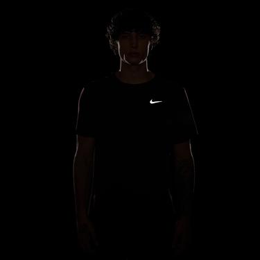  Nike Dri-Fit Miler Erkek Bordo T-Shirt
