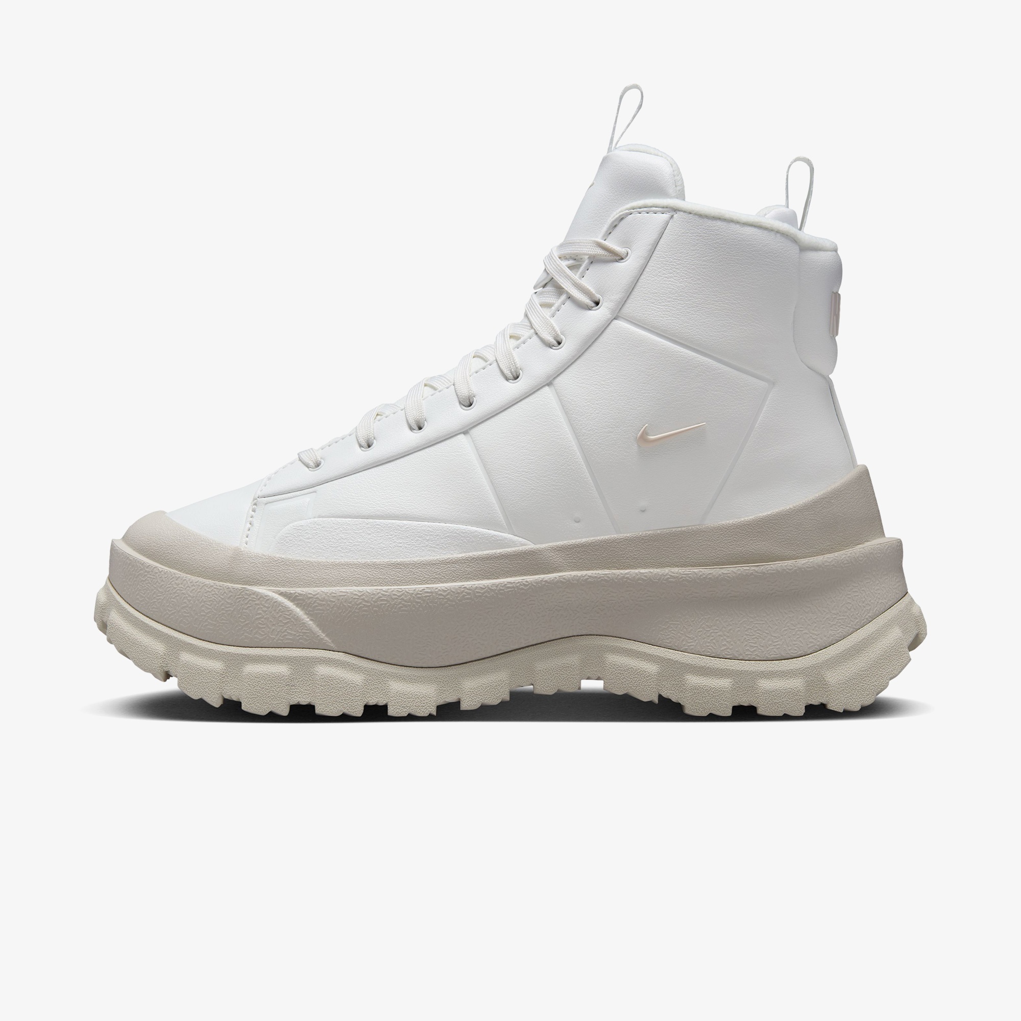 Nike Blazer Roam Mid Kadın Beyaz Spor Ayakkabı