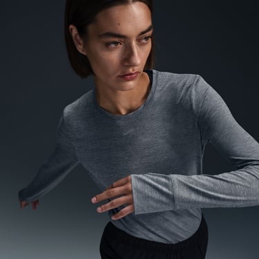  Nike One Classic Dri-Fit Kadın Gri Sweatshirt