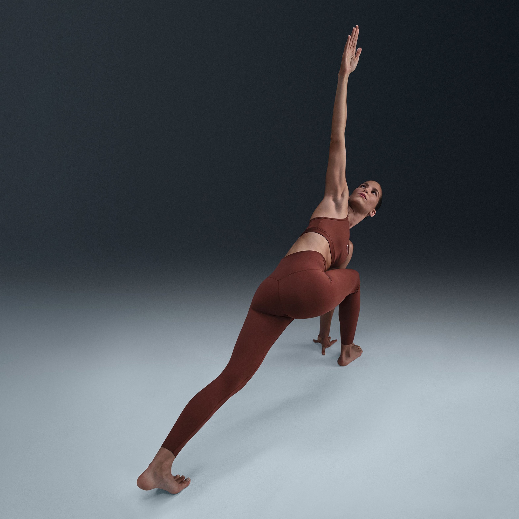 Nike Dri-Fit Zenvy High Rise Kadın Kahverengi Tayt