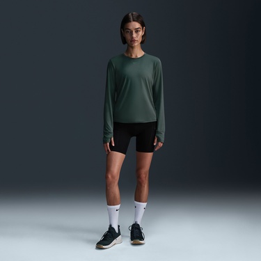  Nike One Classic Dri-Fit Kadın Yeşil Uzun Kollu T-Shirt