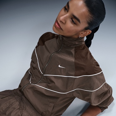  Nike Sportswear Windrunner Woven Kadın Gri Ceket