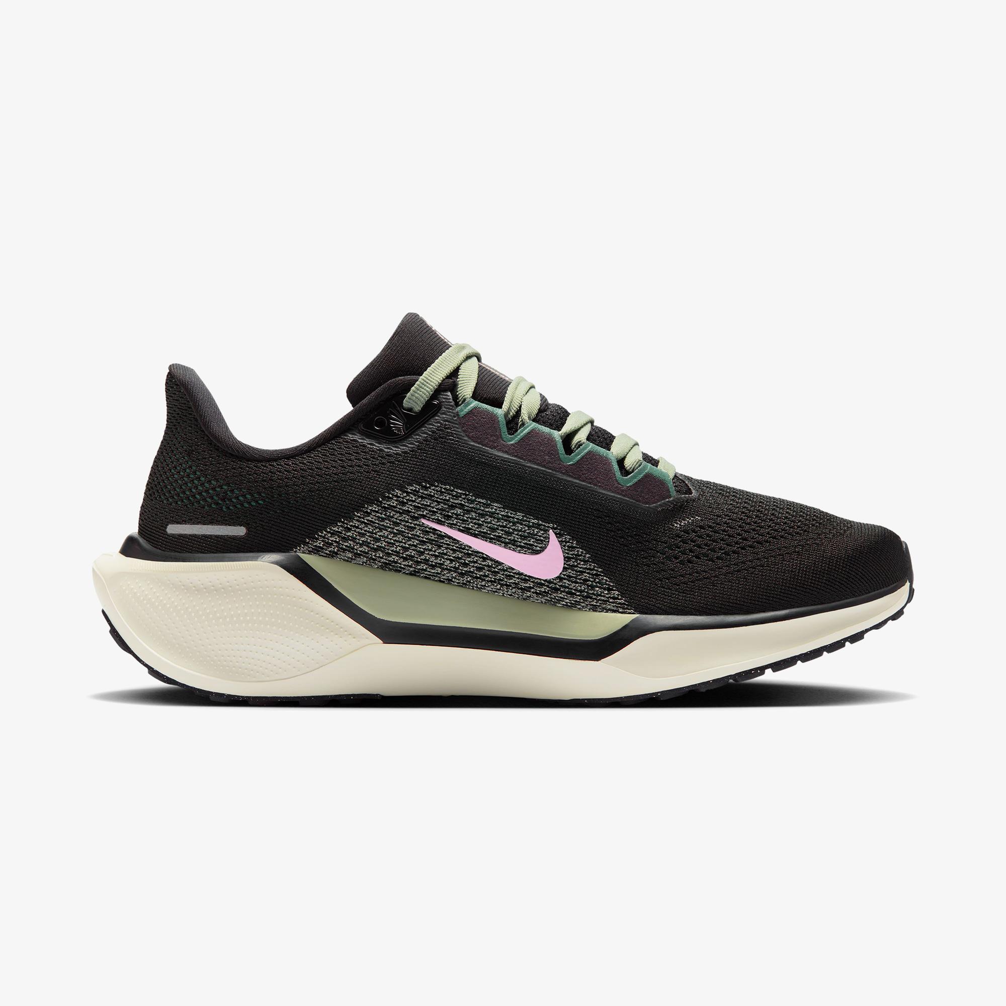 Nike Air Zoom Pegasus 41 Kadın Siyah Koşu Ayakkabısı