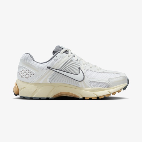  Nike Zoom Vomero 5 Kadın Beyaz Spor Ayakkabı