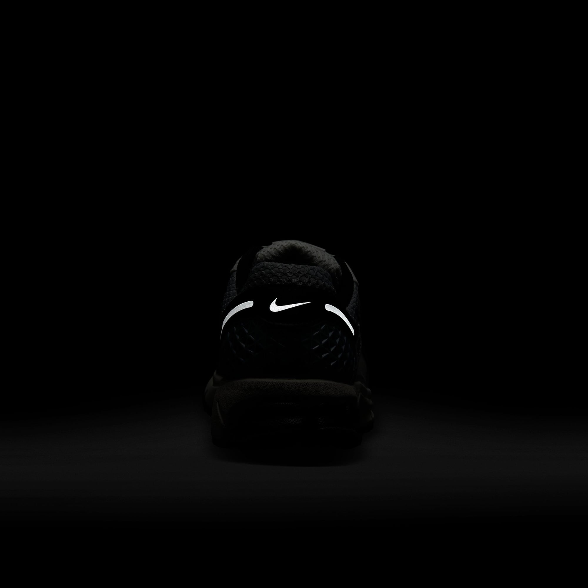 Nike Zoom Vomero 5 Kadın Gri Spor Ayakkabı