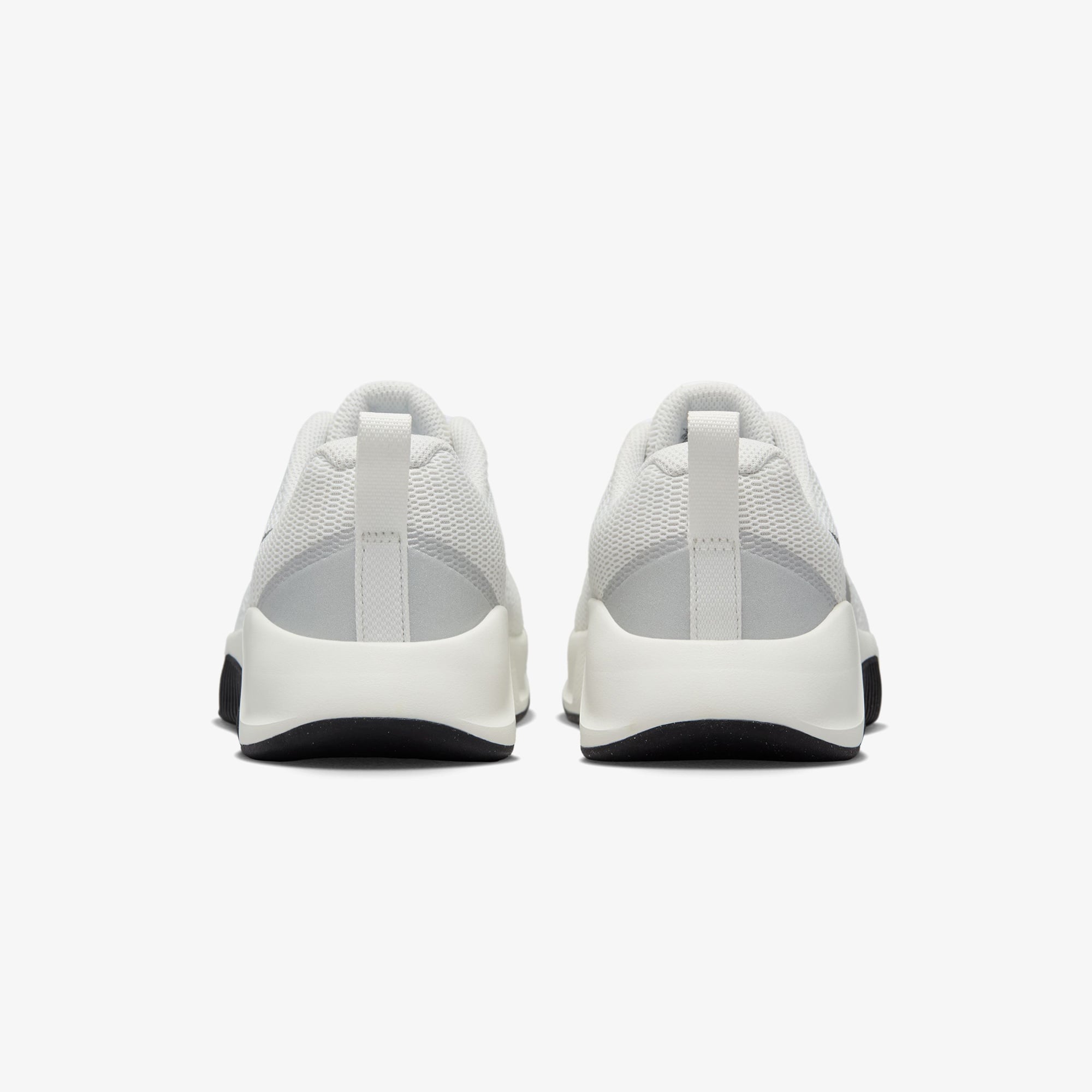 Nike MC Trainer 3 Premium Kadın Beyaz Spor Ayakkabı