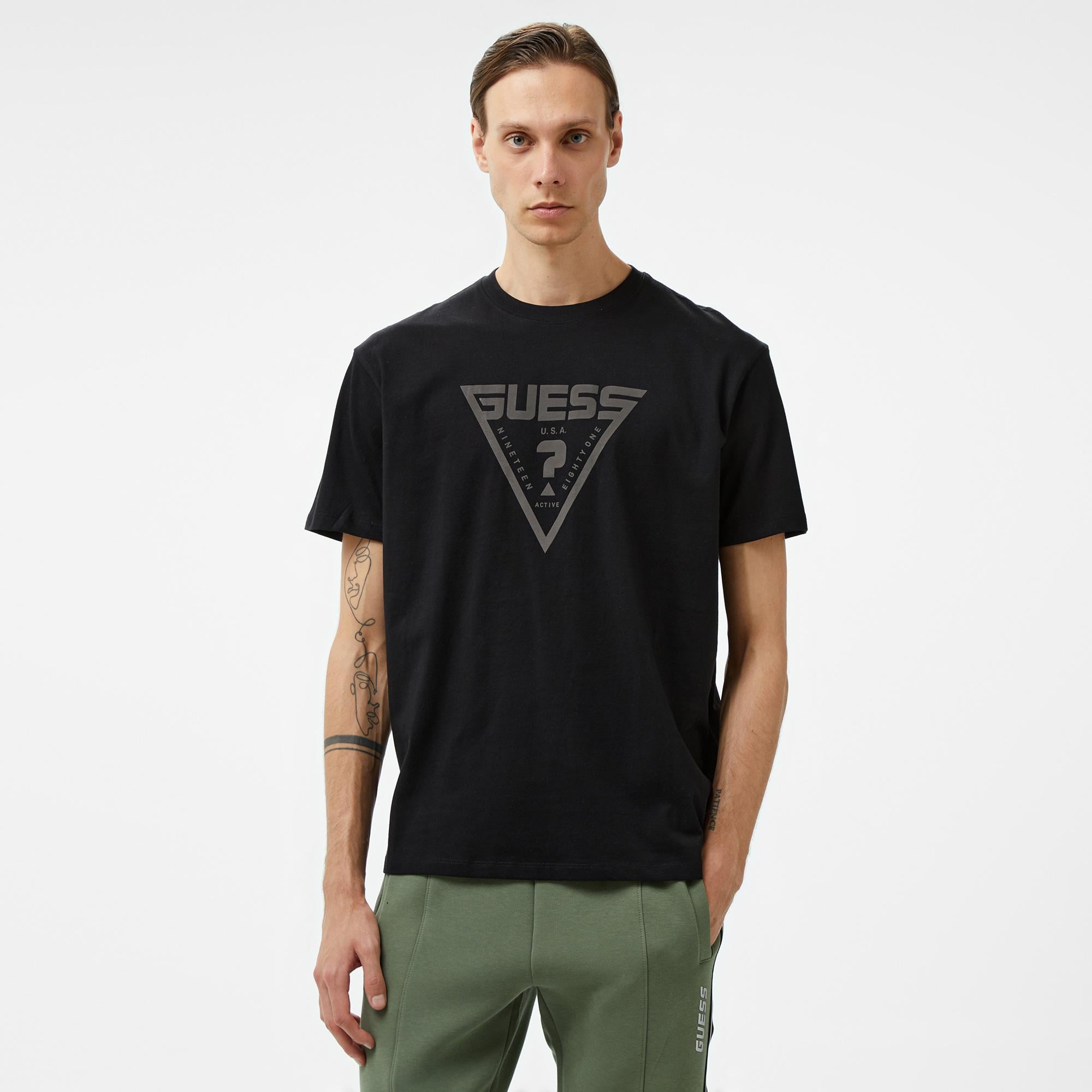Guess Azha Over Mid Organic Stream Jersey 180 Erkek Siyah T-Shirt