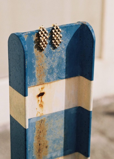  Mango Kadın Halka Bağlı Küpe Altın Sarısı