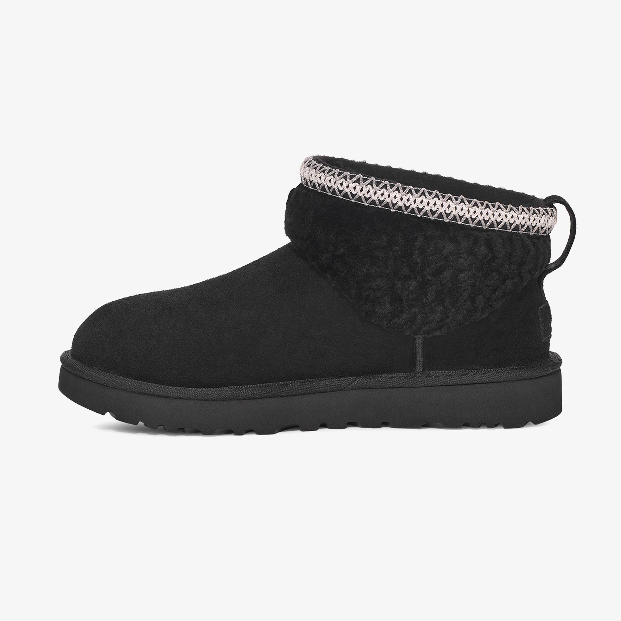 UGG Classic Ultra Mini Maxi Curly Kadın Siyah Bot