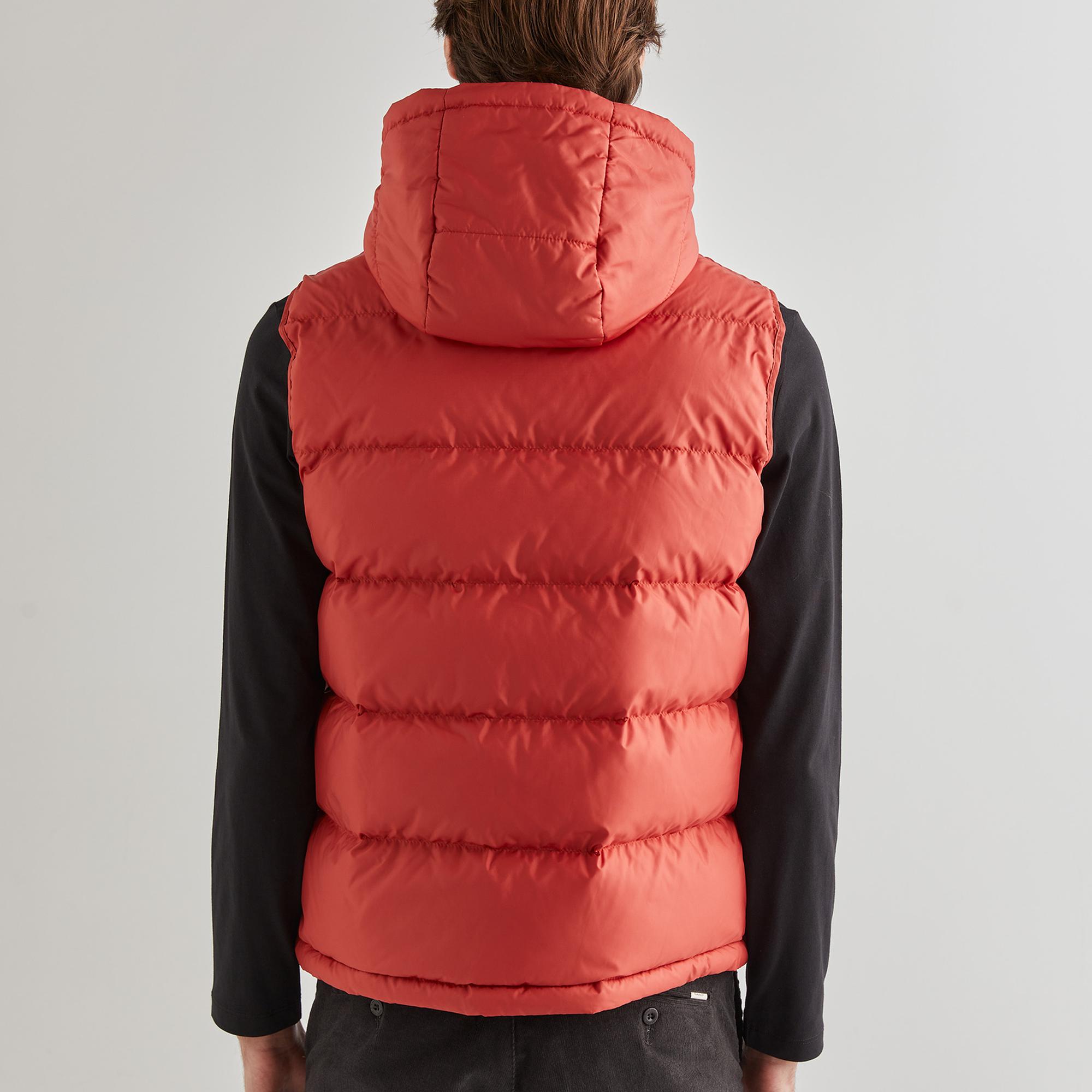 GANT Erkek Kırmızı Kapüşonlu Yelek