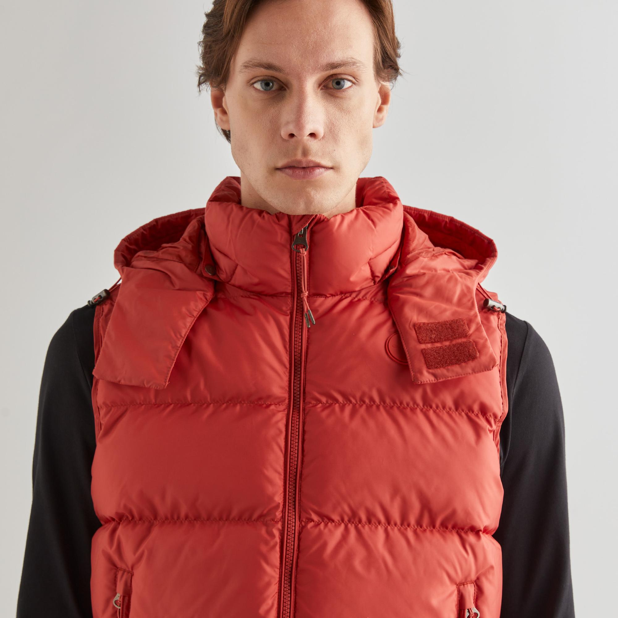 GANT Erkek Kırmızı Kapüşonlu Yelek