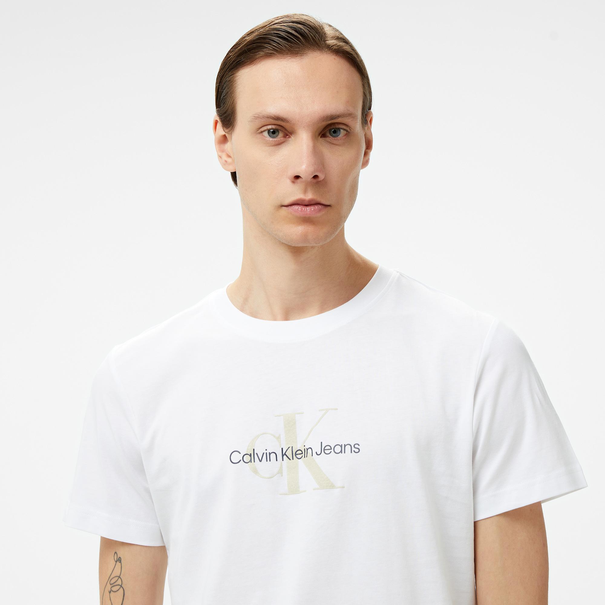 Calvin Klein Jeans Distressed Monologo Erkek Beyaz T-Shirt