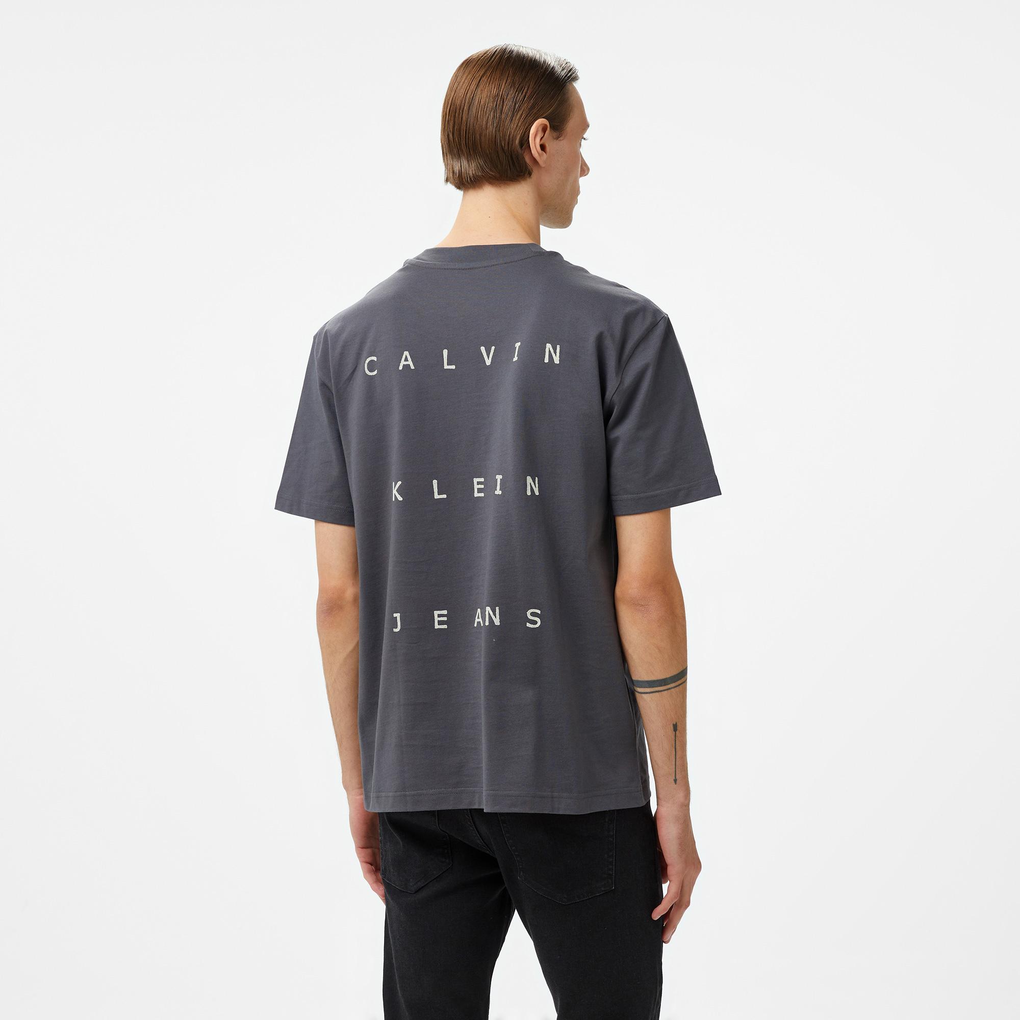 Calvin Klein Jeans Stamp Back Graphic Relaxed Erkek Gri T-Shirt