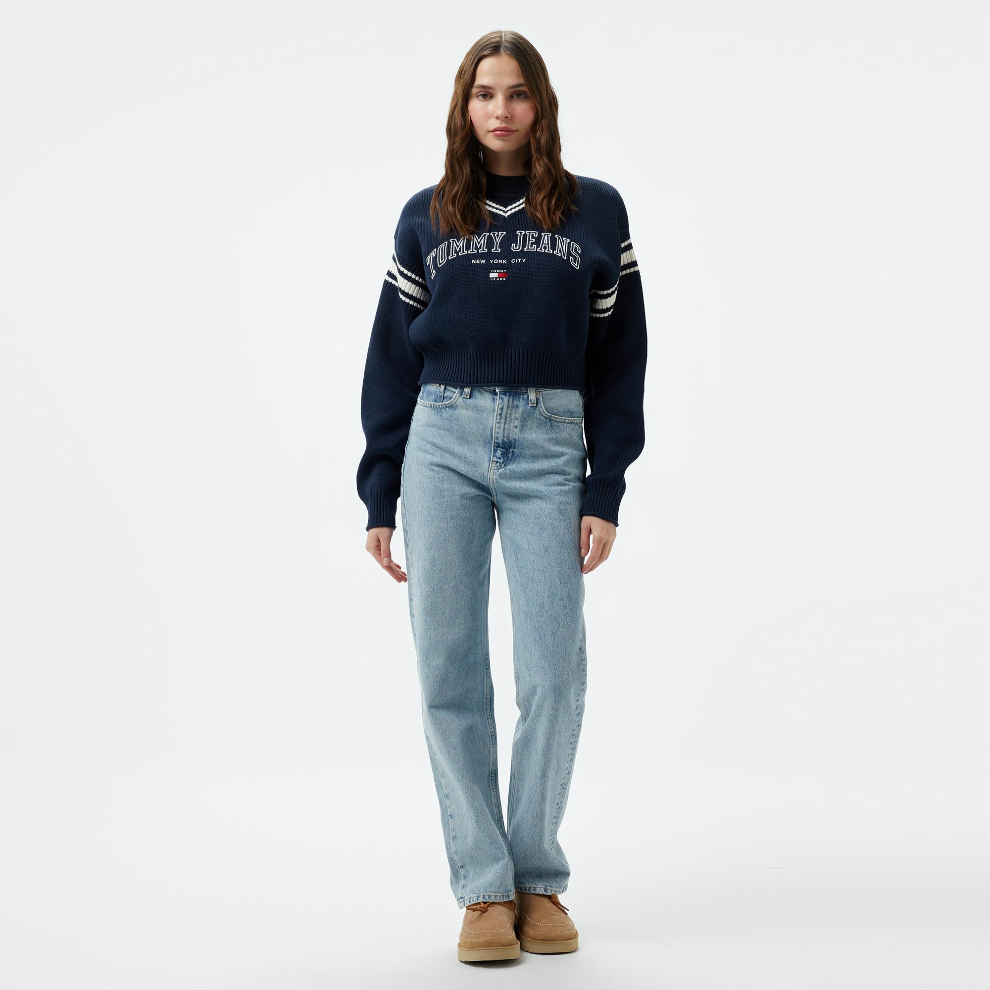 Tommy Hilfiger Jeans Varsity V-Neck Kadın Lacivert Kazak