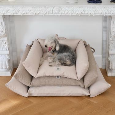  St. Pia Cornette Kedi ve Köpek Yatağı