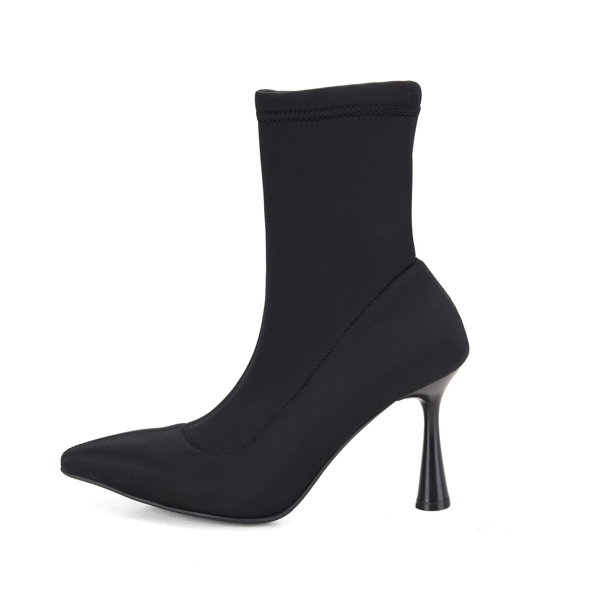 Kadın Siyah Topuklu Bot