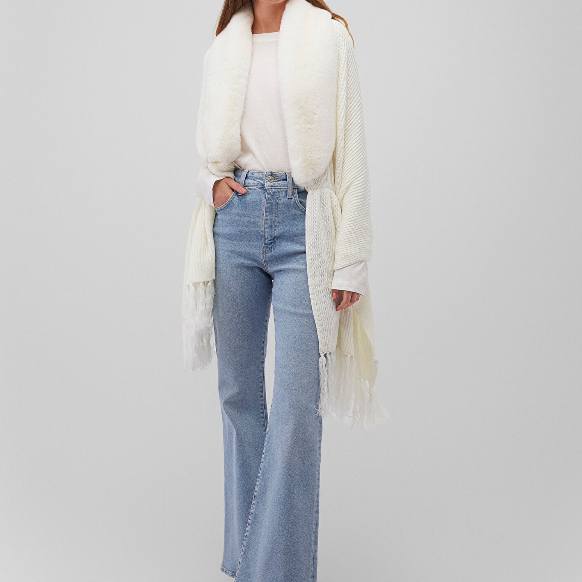 Mavi Suni Kürk Detaylı Ekru Panço 195854-34523