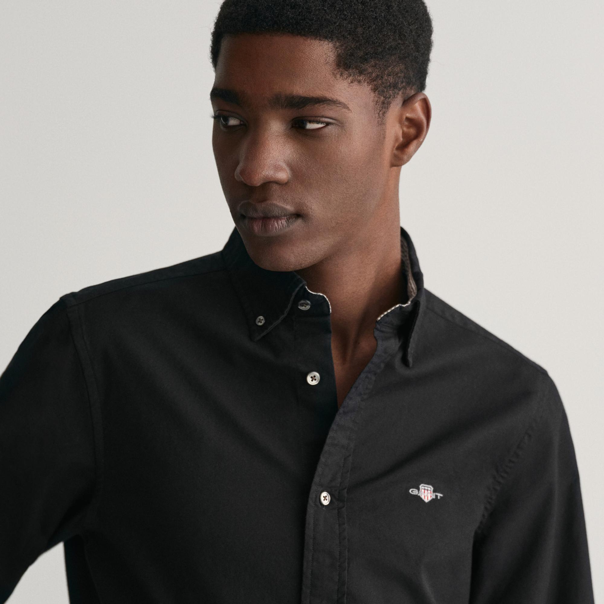 GANT Erkek Siyah Slim Fit Düğmeli Yaka Gömlek