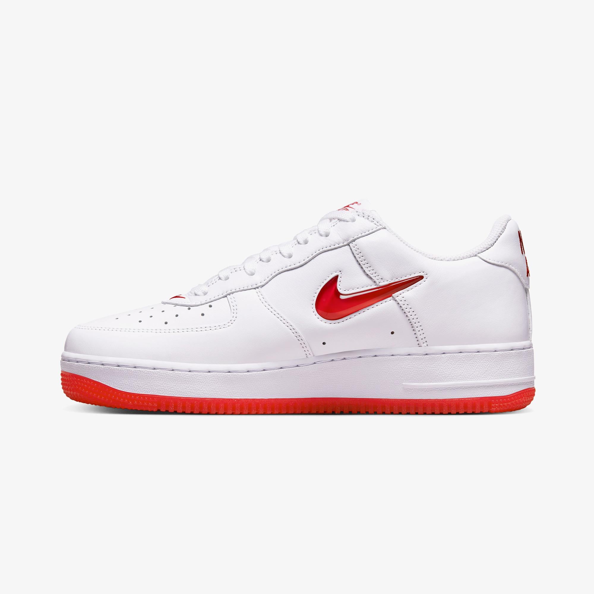 Nike Air Force 1 Low Retro Erkek Beyaz Spor Ayakkabı