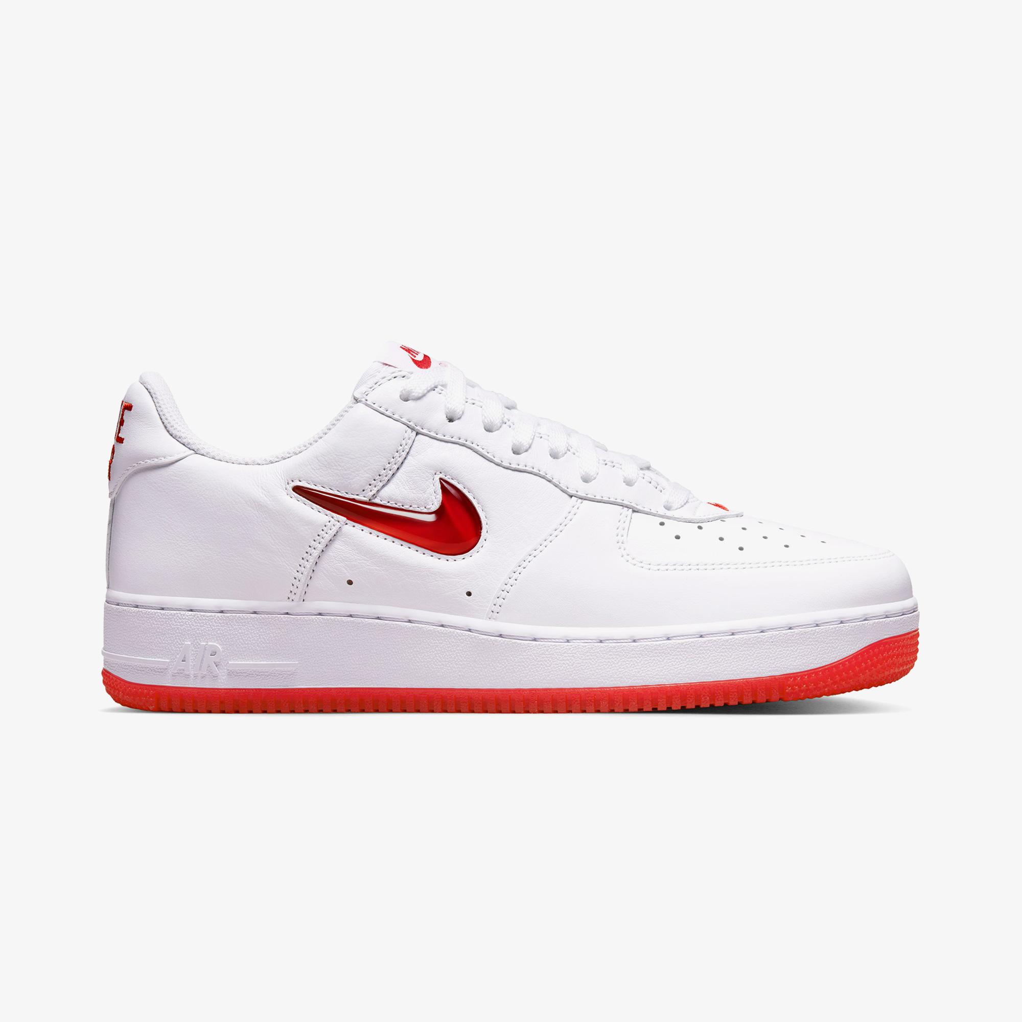 Nike Air Force 1 Low Retro Erkek Beyaz Spor Ayakkabı