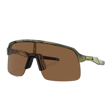  Oakley Sutro Lite Erkek Gözlük
