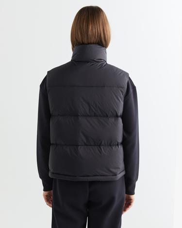  GANT Kadın Siyah Relaxed Fit Fermuarlı Logolu Yelek