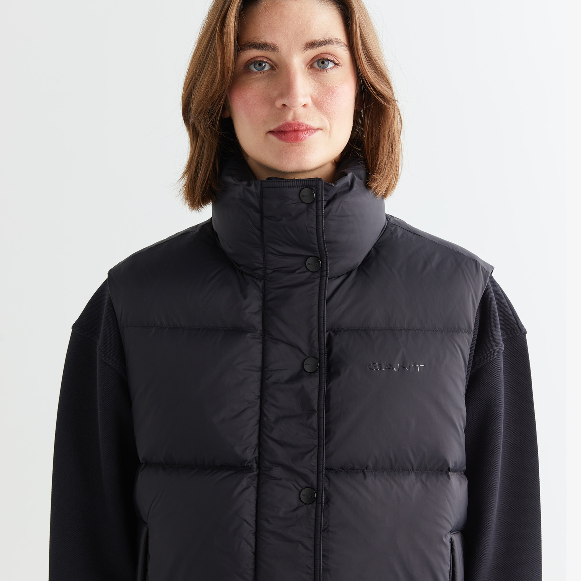 GANT Kadın Siyah Relaxed Fit Fermuarlı Logolu Yelek