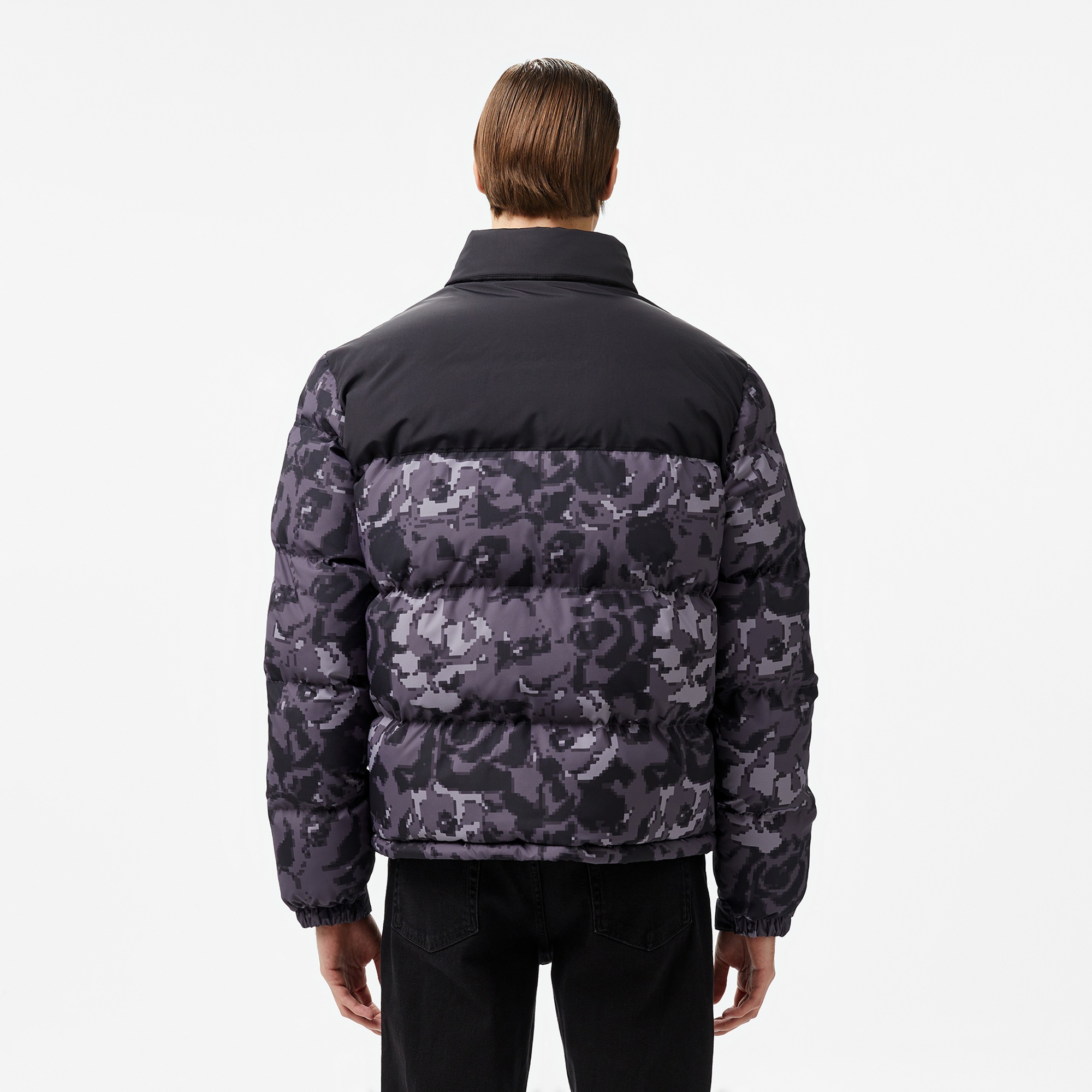 Erkek Desenli Siyah Şişme Mont