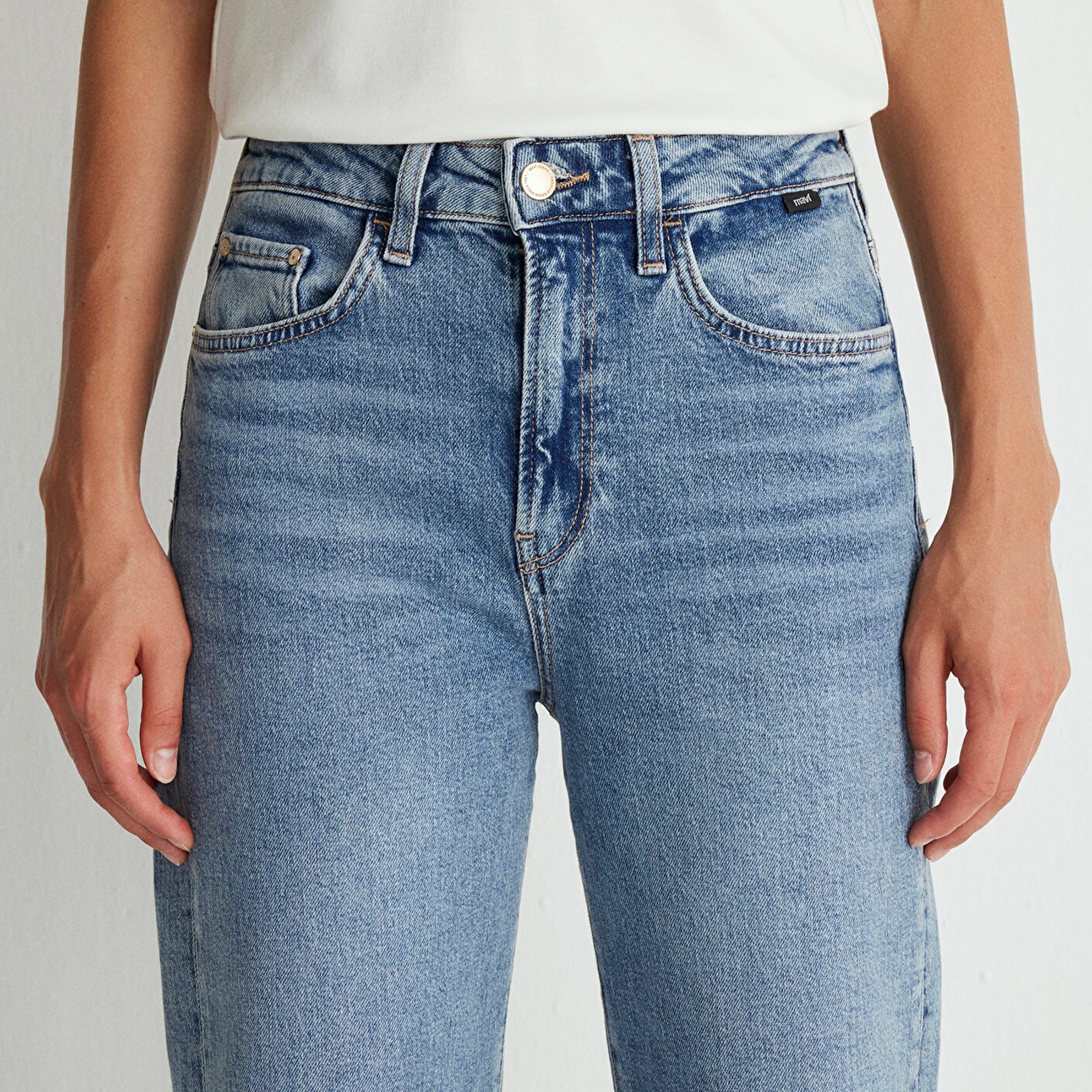 Mavi Victoria Mavi Premium Puslu Açık Mavi Jean Pantolon 101072-88212