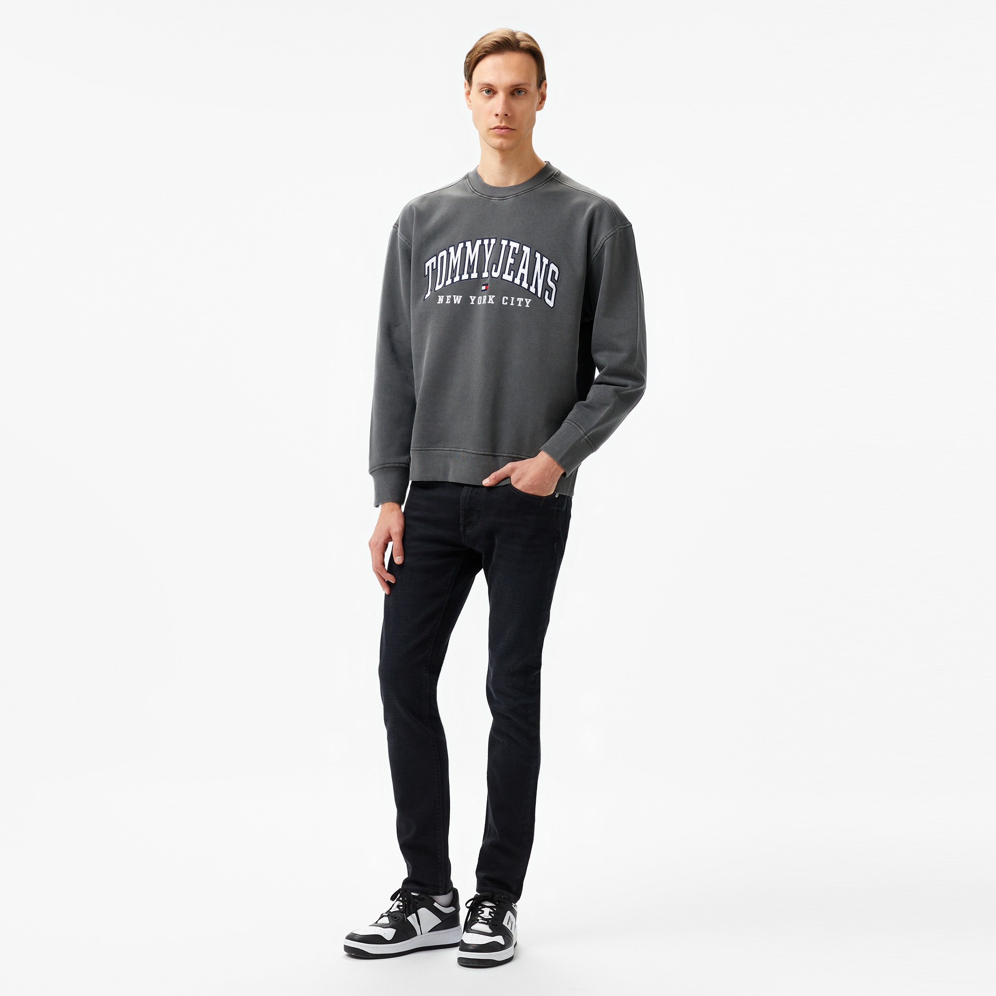 Tommy Hilfiger Jeans Tj Varsity Crew Erkek Gri Sweatshirt