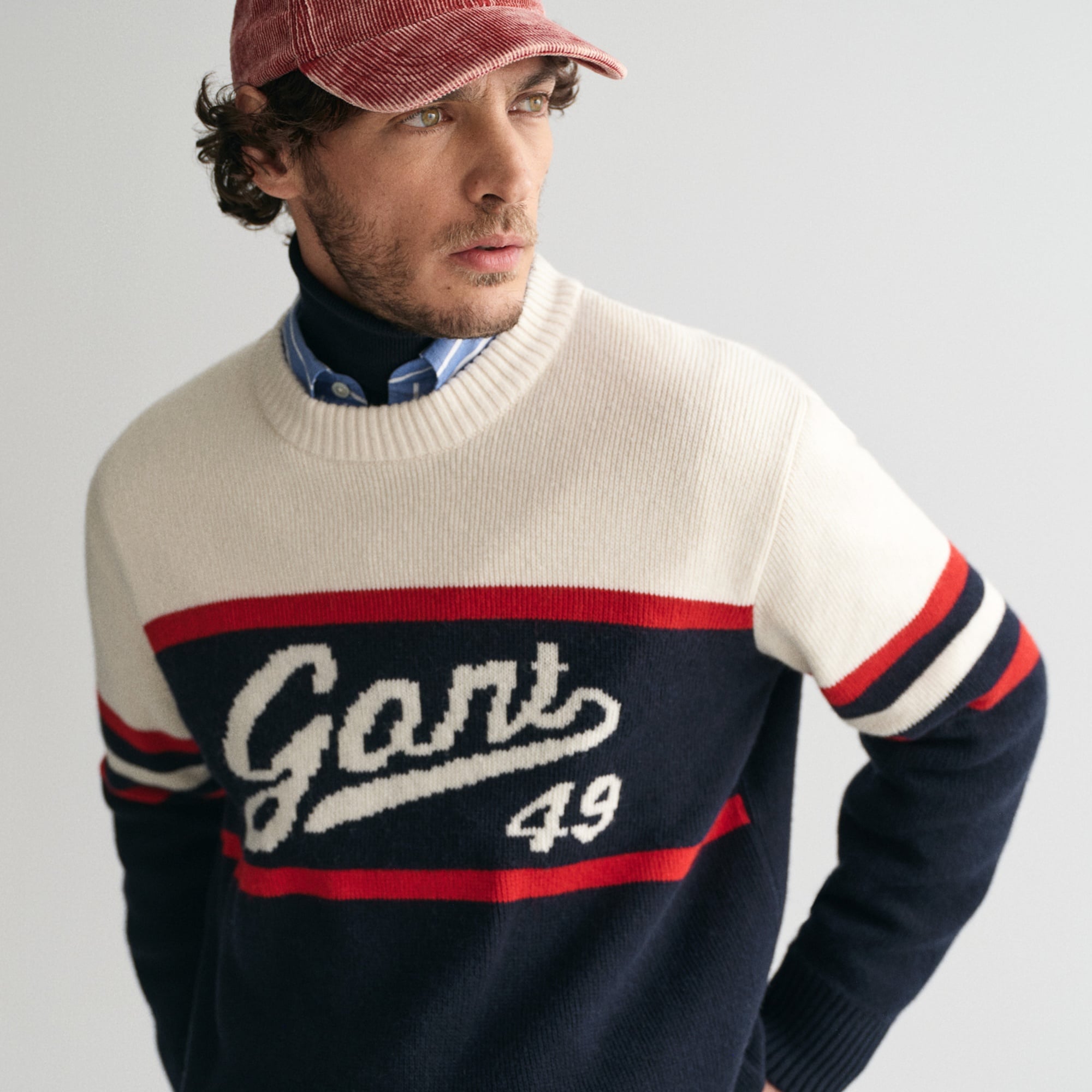 GANT Erkek Lacivert Relaxed Fit Bisiklet Yaka Logolu Kazak