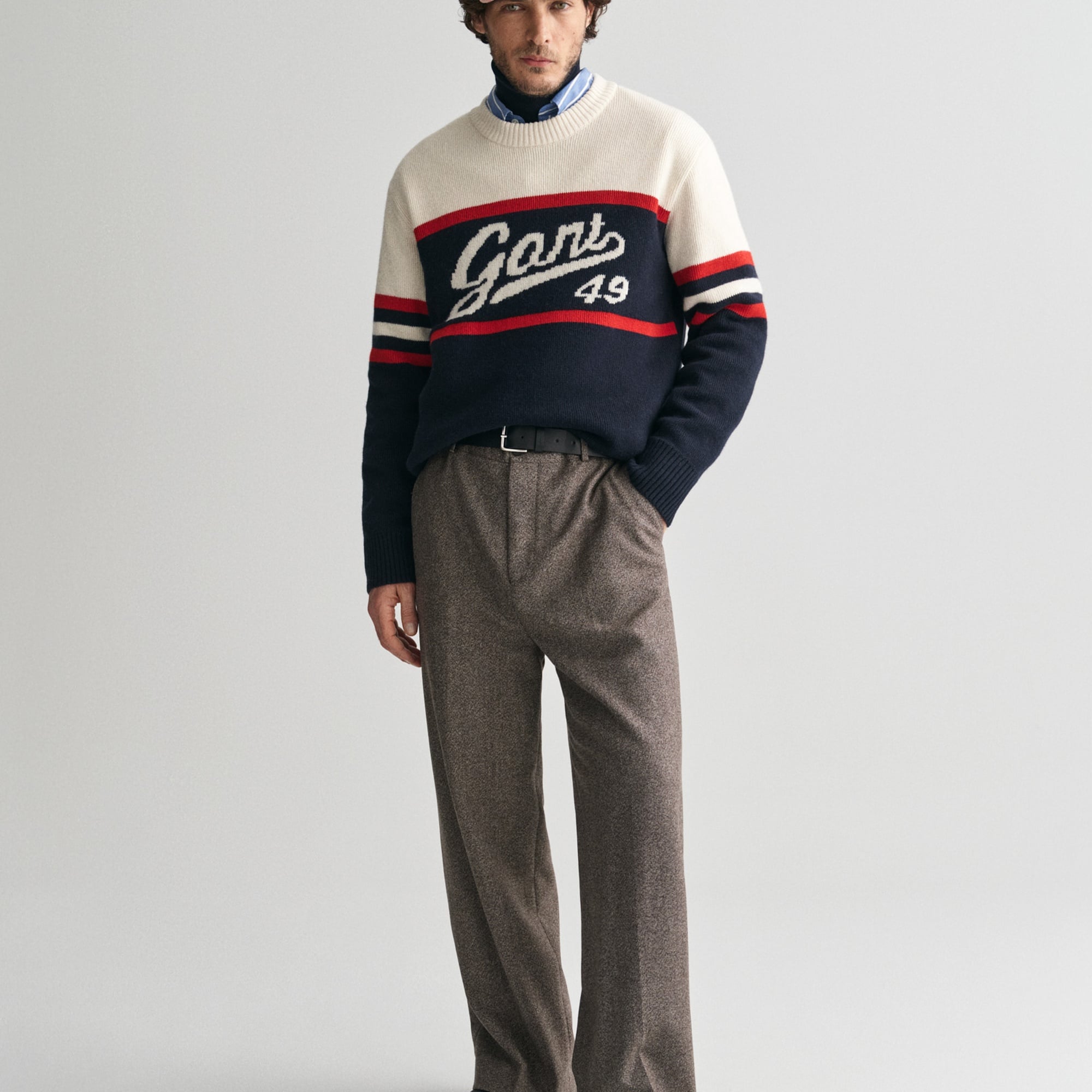 GANT Erkek Lacivert Relaxed Fit Bisiklet Yaka Logolu Kazak