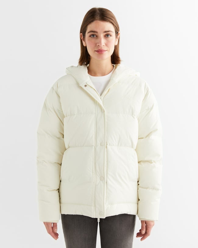  GANT Kadın Krem Kapüşonlu Kapitone Mont