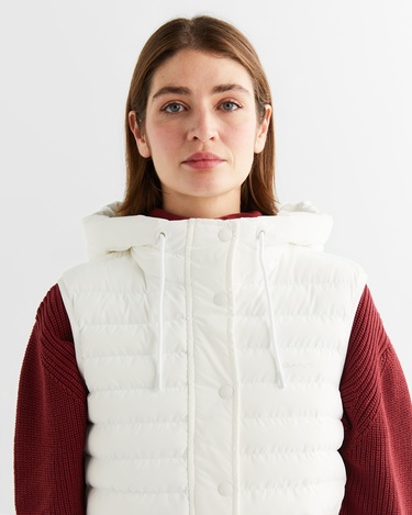  GANT Kadın Krem Kapüşonlu Kapitone Yelek