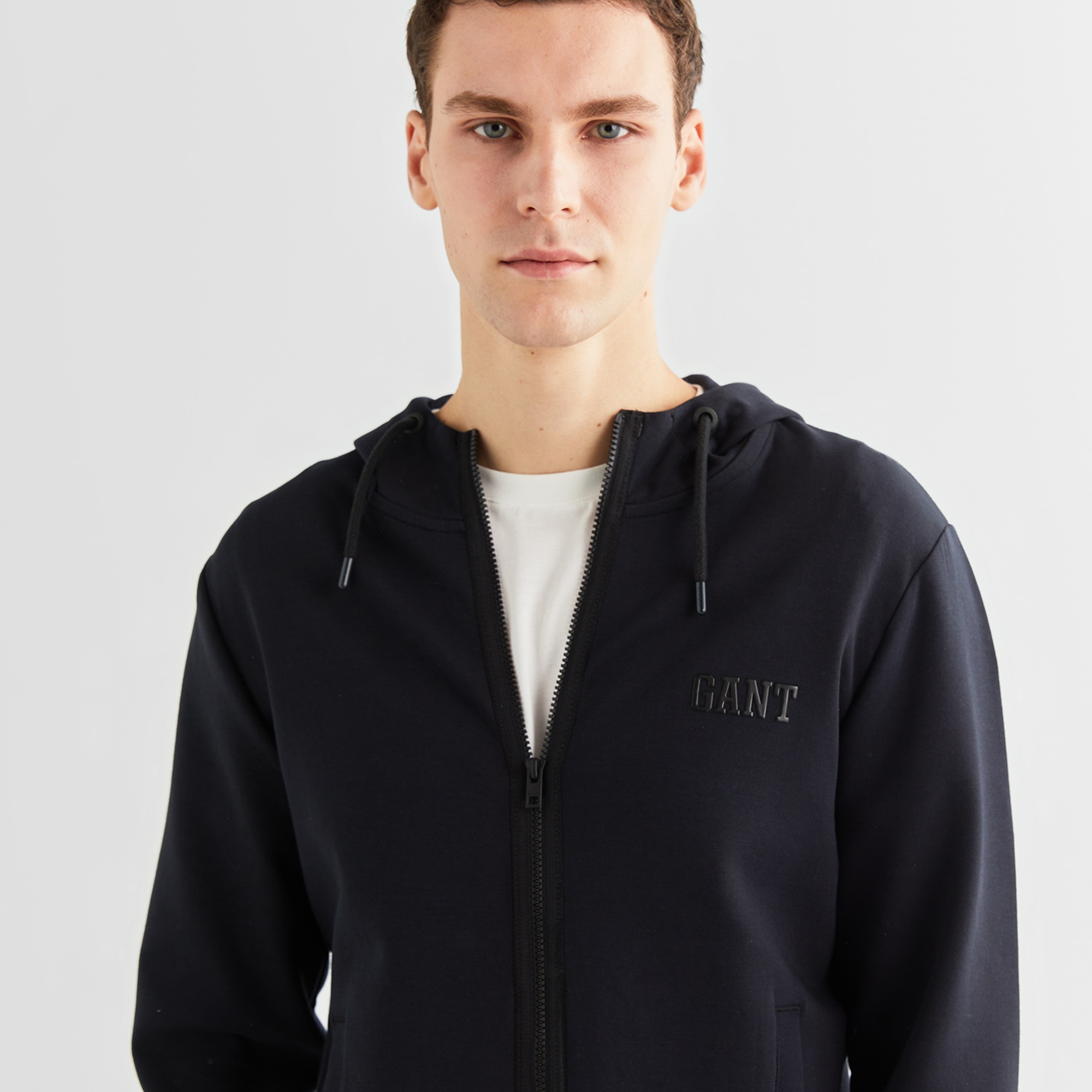 GANT Erkek Siyah Relaxed Fit Kapüşonlu Logolu Sweatshirt