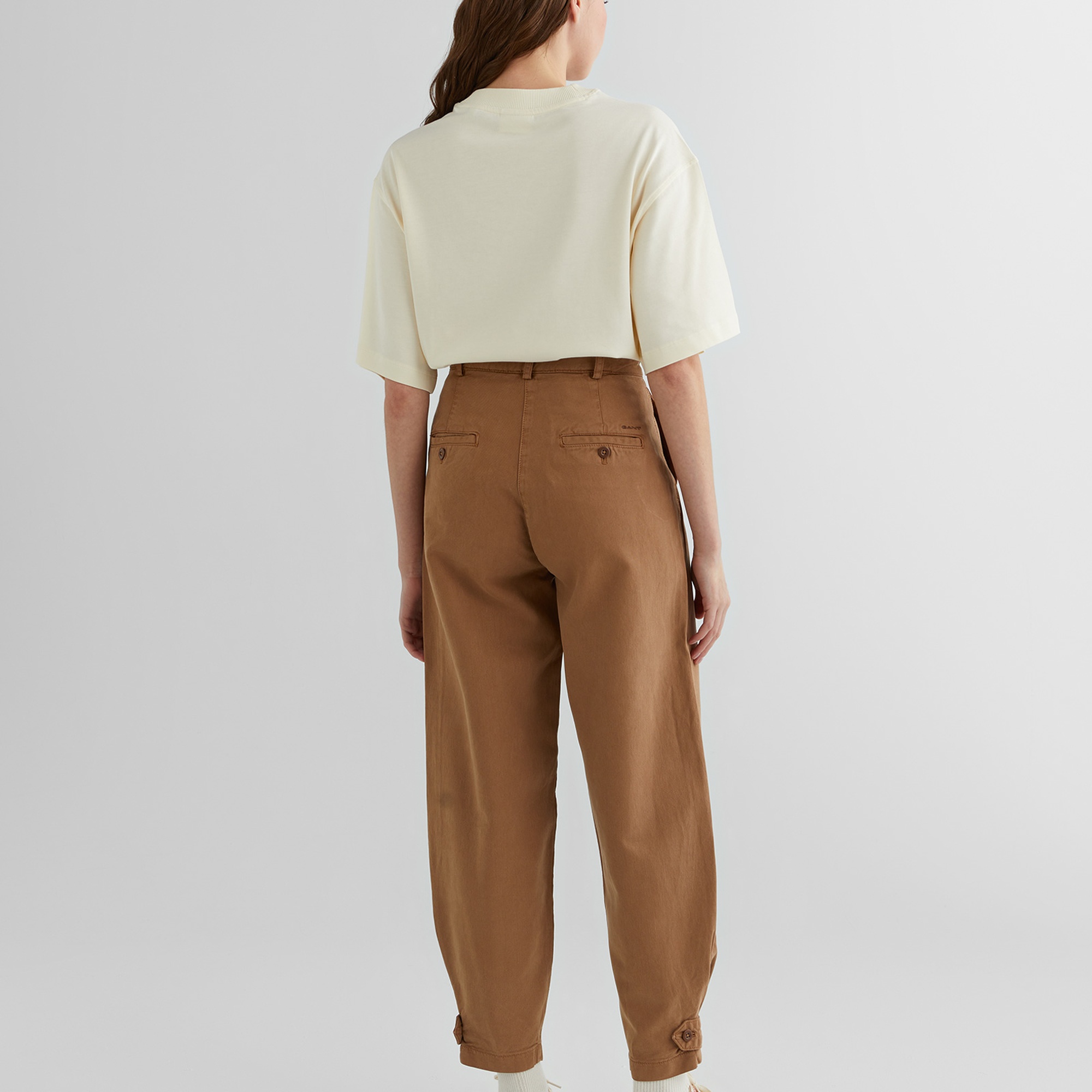 GANT Kadın Bej Tapered Fit Pantolon