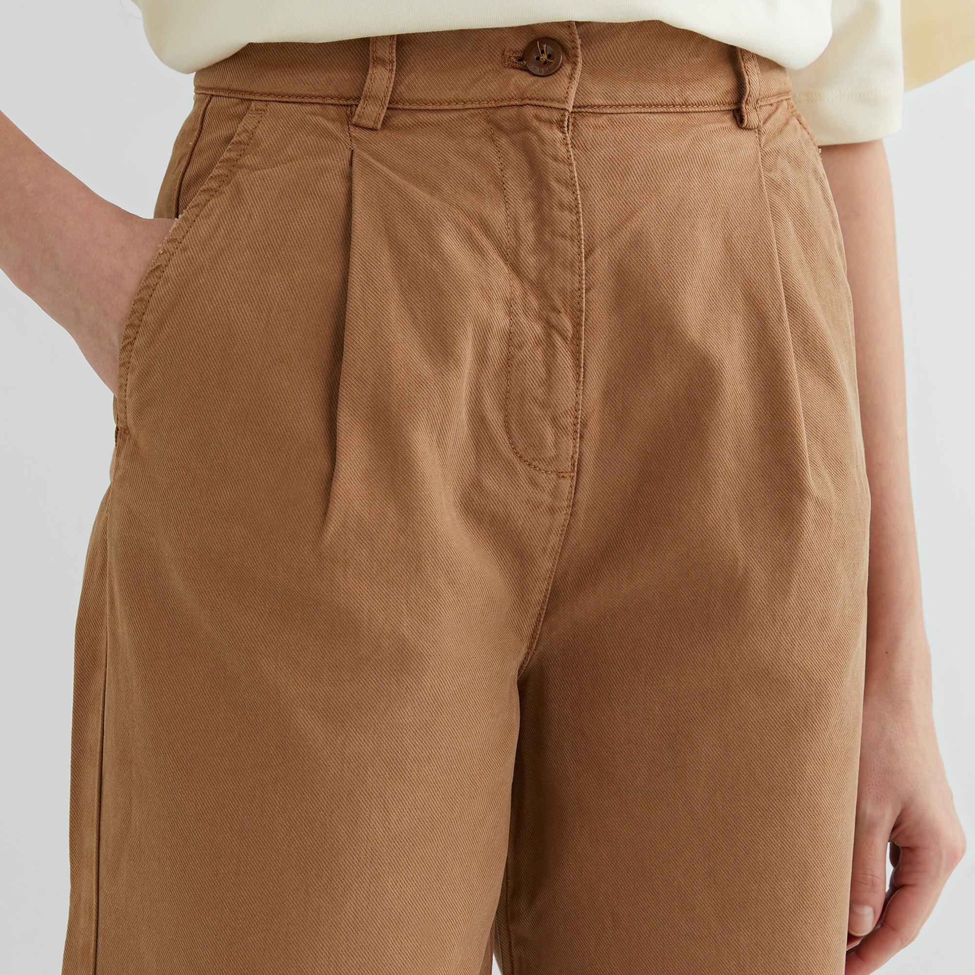 GANT Kadın Bej Tapered Fit Pantolon