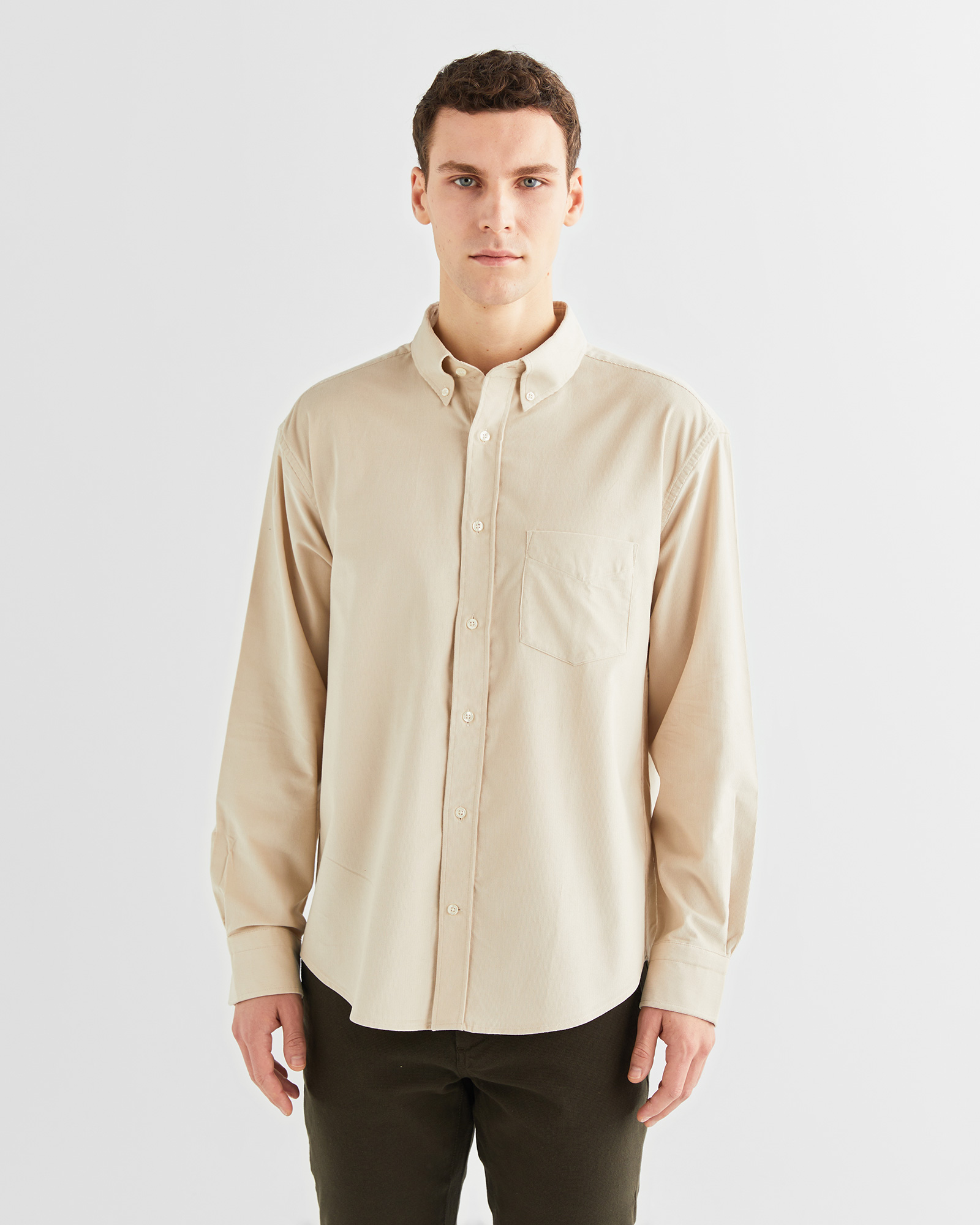  GANT Erkek Bej Relaxed Fit Düğmeli Yaka Gömlek