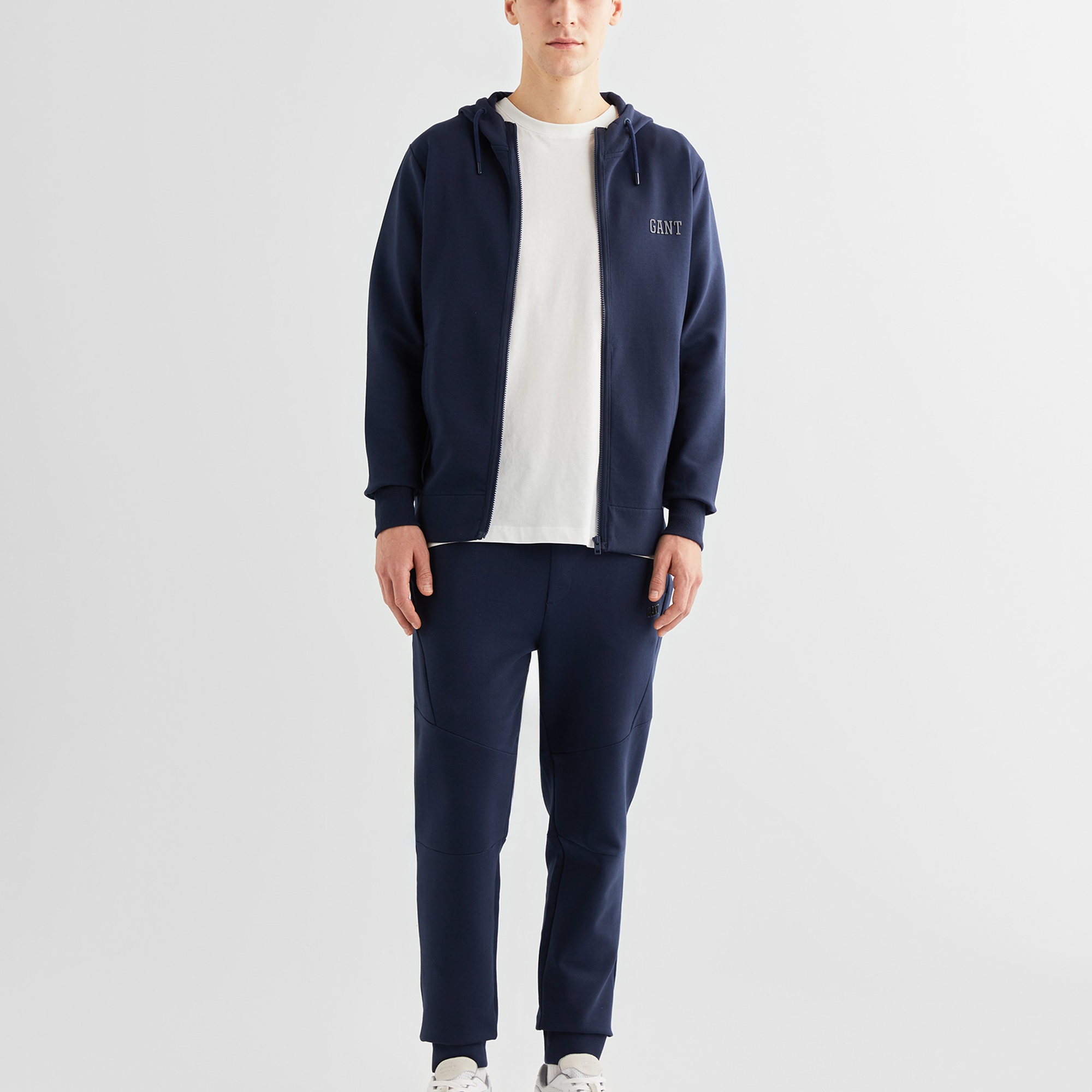 GANT Erkek Lacivert Relaxed Fit Kapüşonlu Logolu Sweatshirt