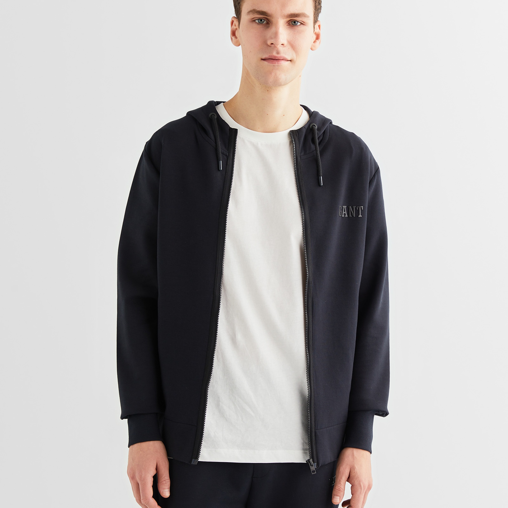 GANT Erkek Siyah Relaxed Fit Kapüşonlu Logolu Sweatshirt