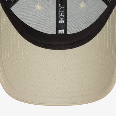  New Era New York Yankees Midi PU Kadın Bej Şapka