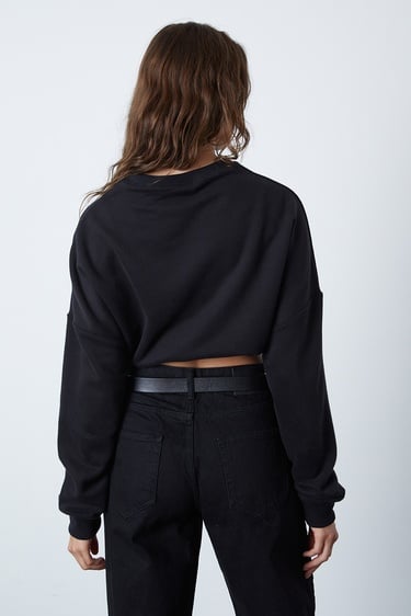 Crop Sweatshirt