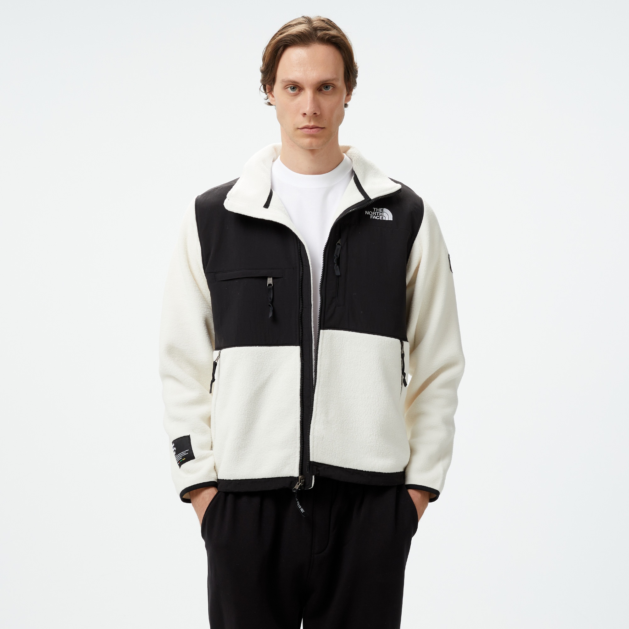 The North Face Retro Denali Erkek Beyaz/Siyah Ceket