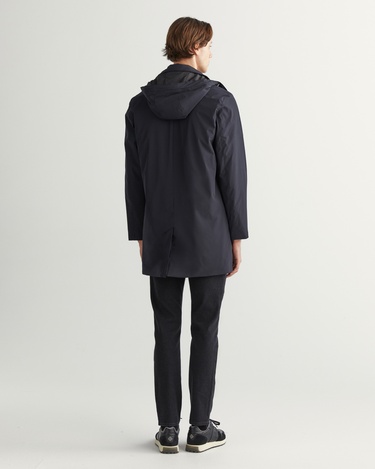  GANT Erkek Siyah Kapüşonlu Mont